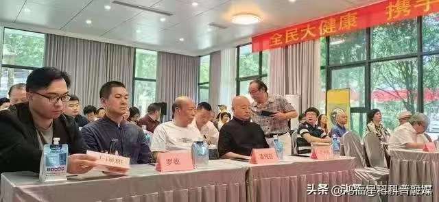 1748262724102788.jpg 7a8e59f0e99f6f2693db8bb85bd4cdf.jpg